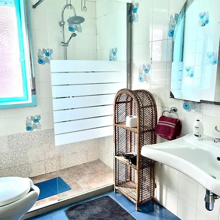 Puglia Low-cost, Gæstehus