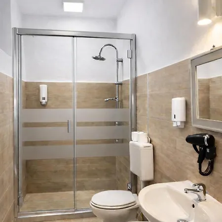 בית הארחה Puglia Low-cost,